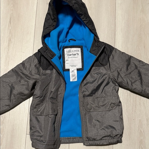 Carter’s Kids Gray and Black Hooded Jacket size S/4 - Picture 4 of 6